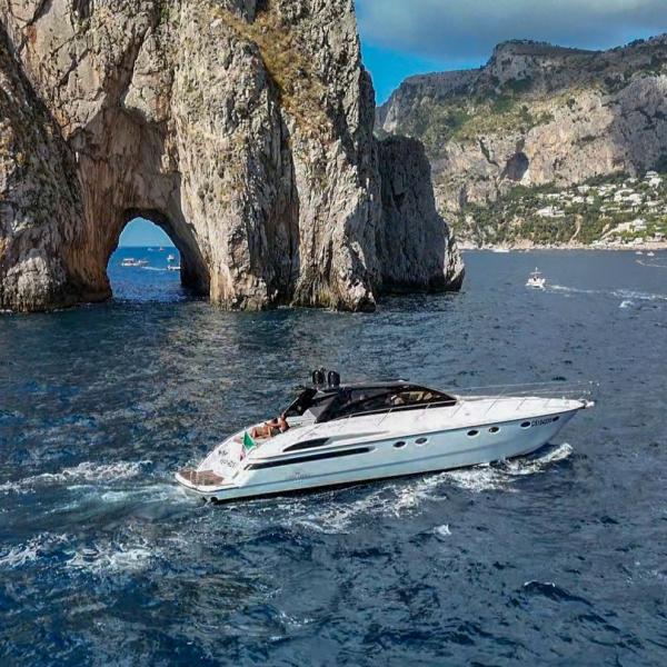 6-Day Mini Cruise by yacht: Capri, Amalfi Coast, Ischia, Procida and Pontine Islands