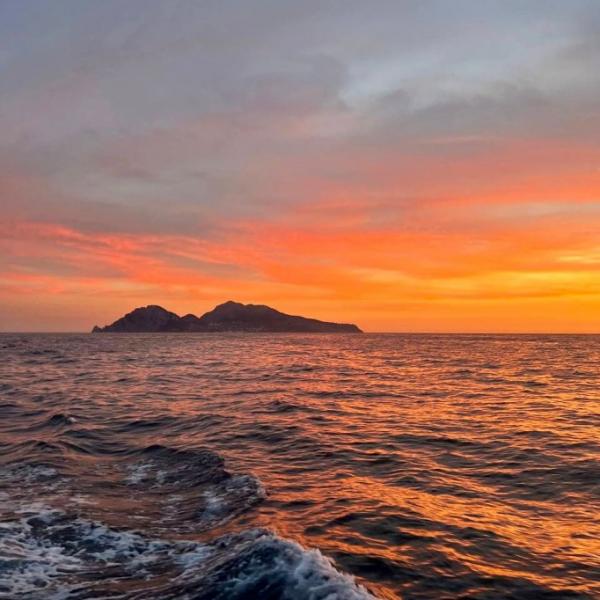 Moonlit Capri: Private Sunset Cruise & Stay