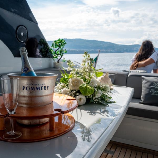 2-Day Luxury yacht Mini-Cruise: Capri and Amalfi coast